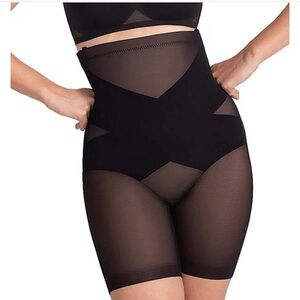 NWT Honey love super power short under garment.